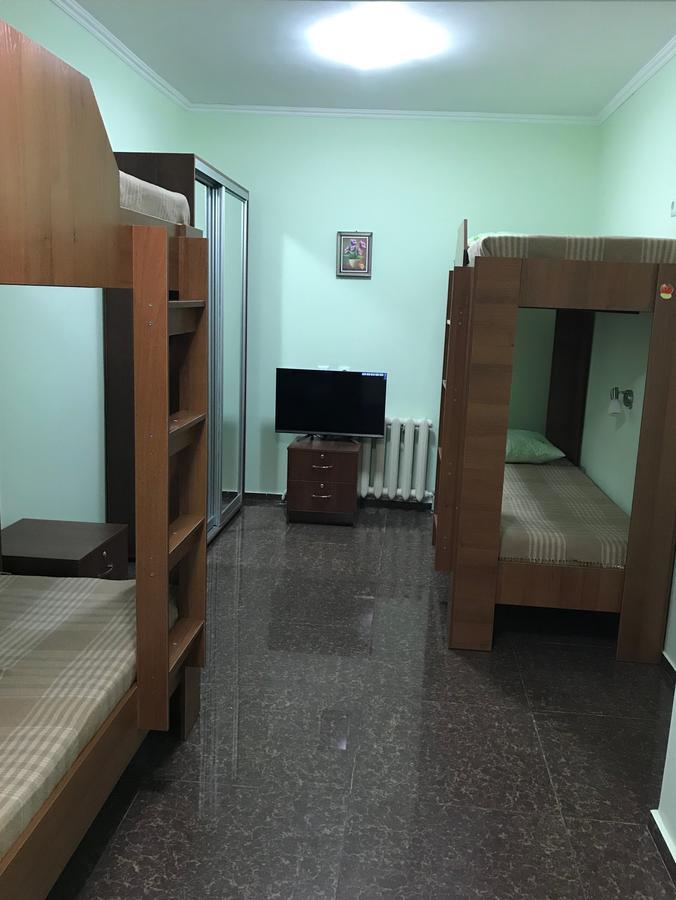 Astana Best Hostel Екстериор снимка