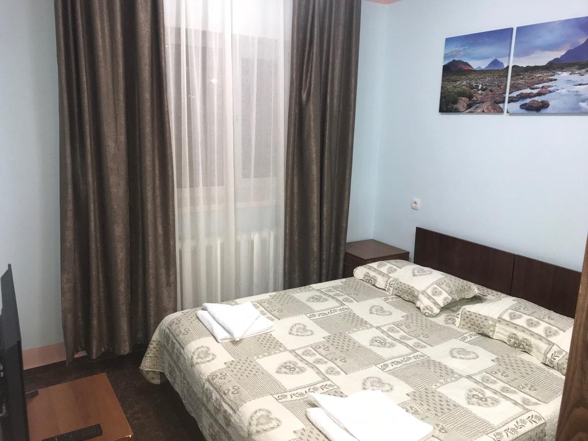 Astana Best Hostel Екстериор снимка