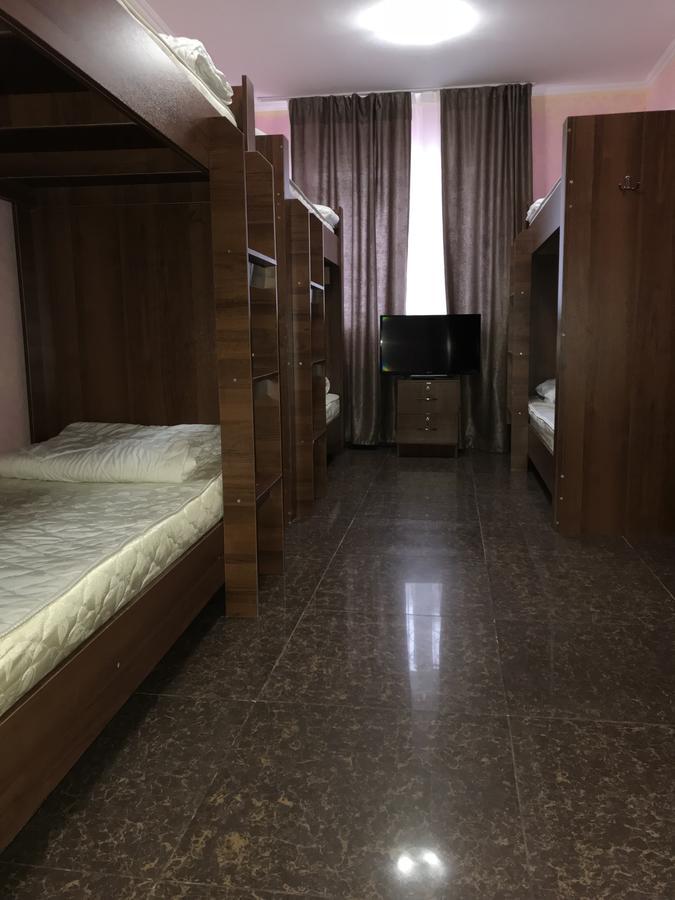 Astana Best Hostel Екстериор снимка